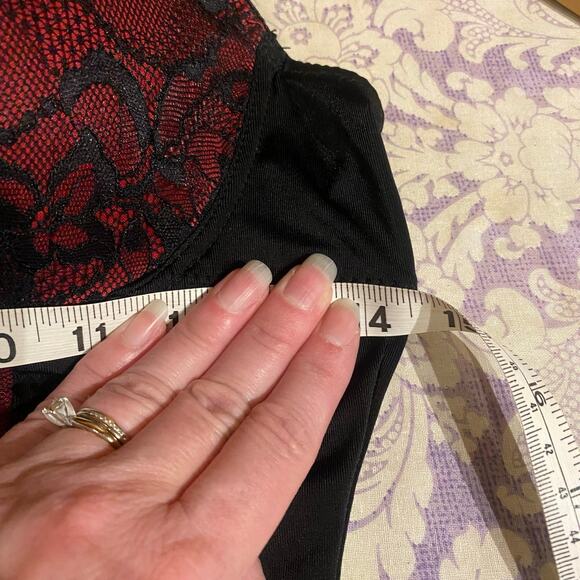 Marilyn Monroe size large Wine red and black lace lingerie stretchy soft sexy - Picture 6 of 6